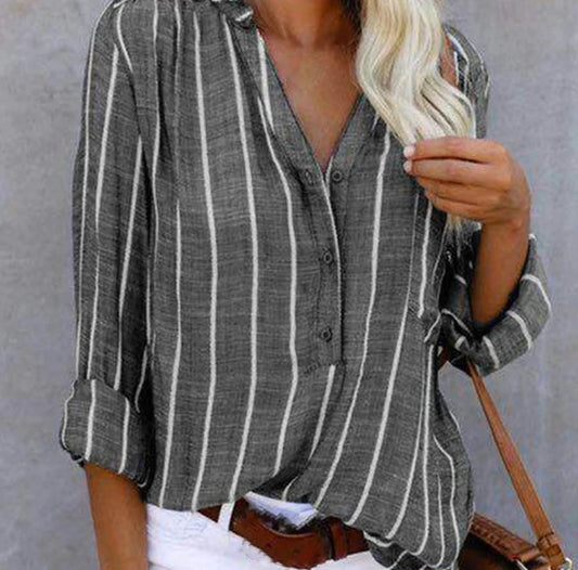 Demetria - Lässiges gestreiftes Button-Shirt für Damen